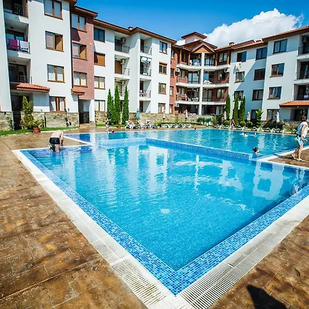 Hotel Family Apolon 2*