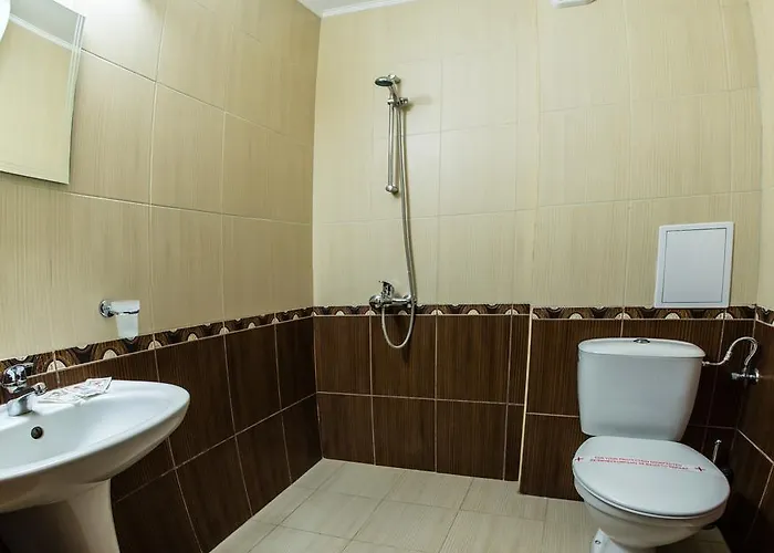 Family Apolon 酒店 2*