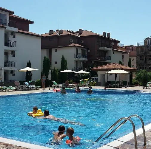 Hotel Family Apolon 2*